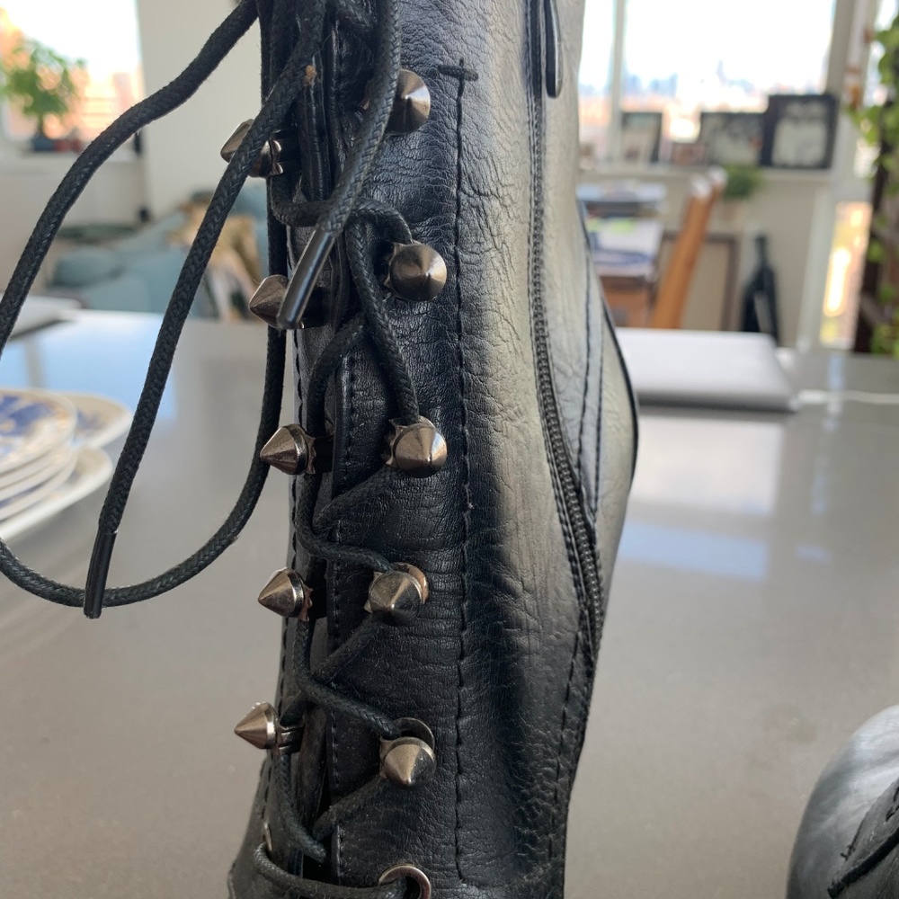 Bakers Fugitive Boot - Picture 6 of 8